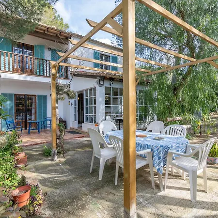 Son Oliver Holiday home